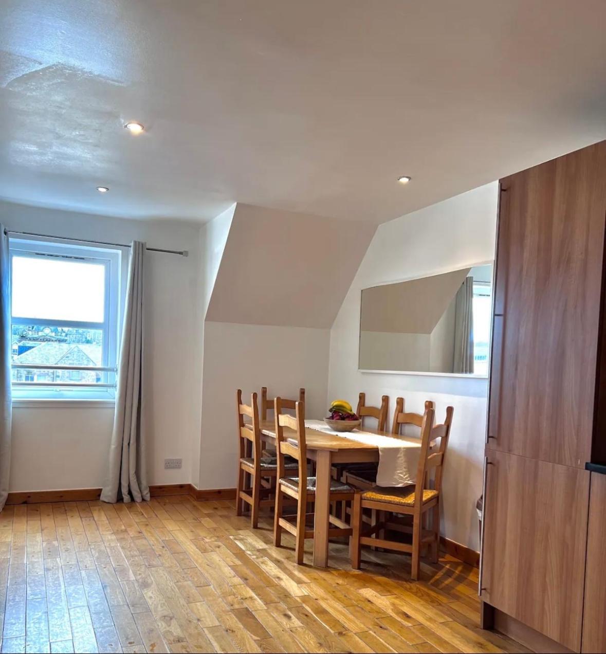 Cosy City Centre Apartment インヴァネス エクステリア 写真
